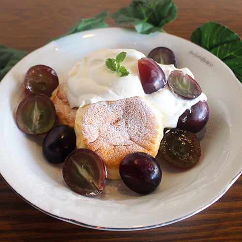 期間限定］かつらぎ町の葡萄を使ったパンケーキが登場 | 大阪のパン 